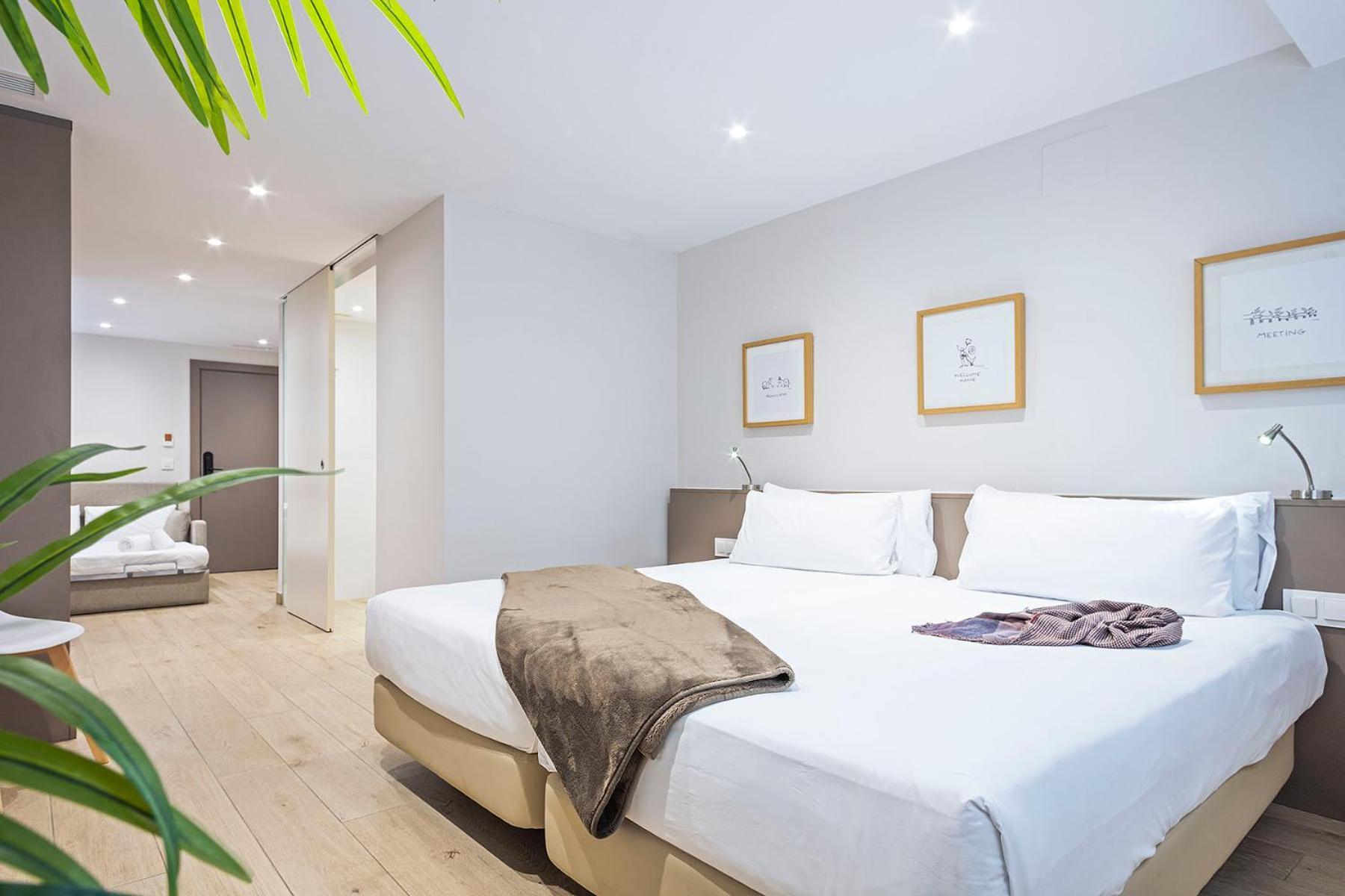 บีซีเอ็นม้อนท์จุยค์โฮเต็ล Aparthotel บาร์เซโลนา ภายนอก รูปภาพ